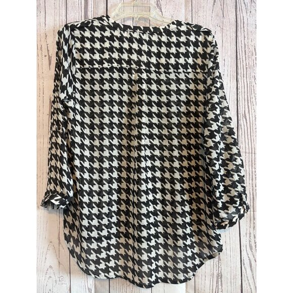 Almost NWT Famous Stunning Black & White Sheer Slipover Top Blouse Size XL - Picture 6 of 10